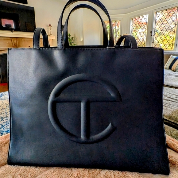 🔥RARE🔥  Telfar Shopping Tote Large in Navy - Picture 1 of 10